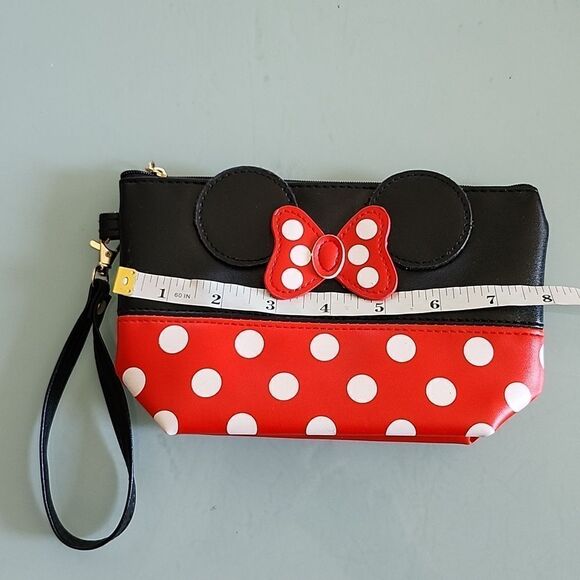 NWOT Minnie Mouse Wristlet/ Cosmetic Bag - Picture 6 of 7